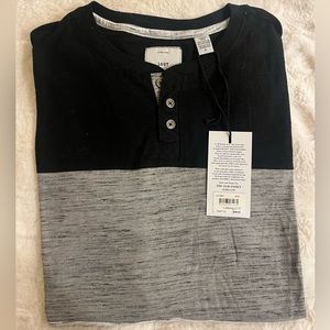 Black/Grey Heather Color Block Trendy Men's T-Shirt Brand New with Tags